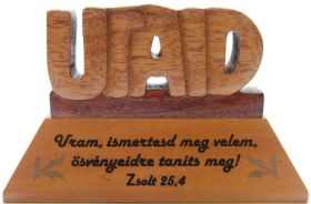 Asztali dísz, fa, betűs (UTAID)